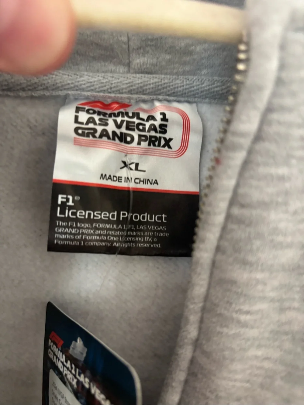 Formula 1 Las Vegas Grand Prix 2024 Streak Zip Sweatshirt Hoodie Gray XL